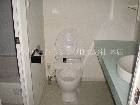 La Bella Vita（ラベラヴィータ) 23時まで演奏可 温水洗浄機能付