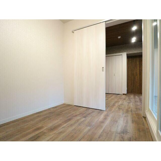 ムジーク北参道　7:00～23:00演奏可　アップライトピアノ・弦楽器・金管楽器他各種相。 居室