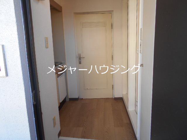 クレシェンド鷺宮　 24時間演奏可 玄関
