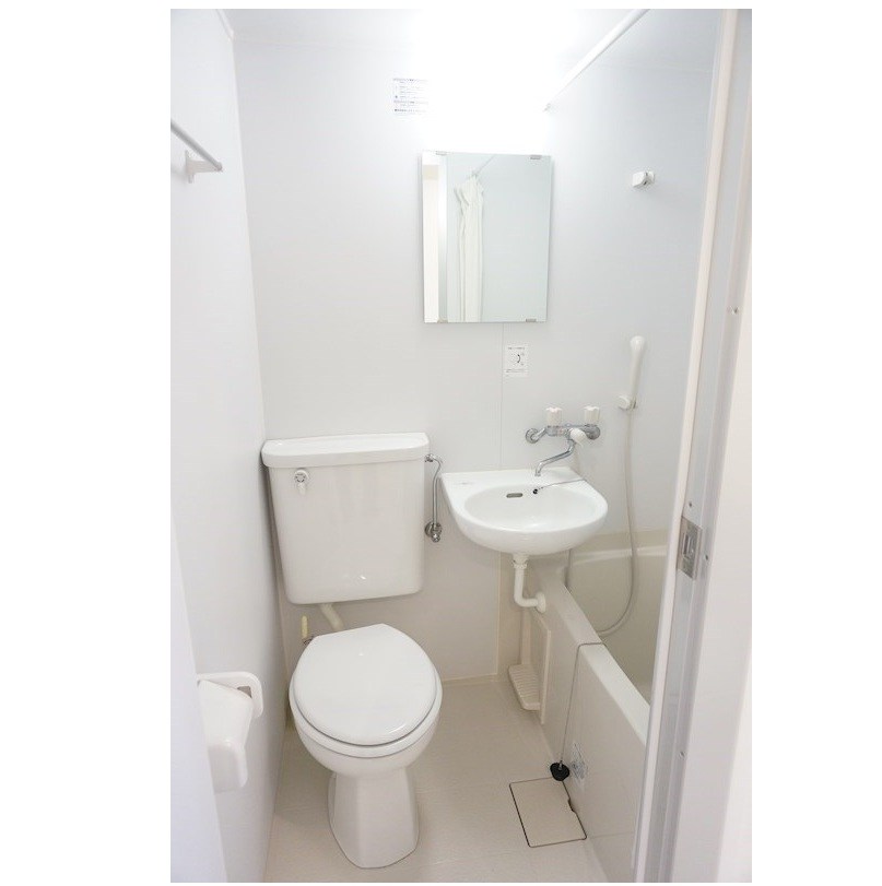 ピアニシオン・ブローニュクレスト 8:00～22:00演奏可　武蔵野音楽大学　日本大学芸術学部 バス・シャワールーム