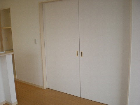 コスミック 09:00～22:00演奏可 　武蔵野音楽大学　日本大学芸術学部 その他