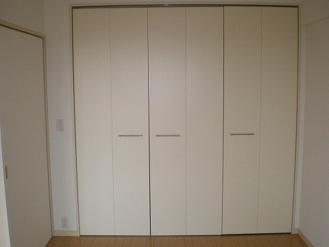 コスミック 09:00～22:00演奏可 　武蔵野音楽大学　日本大学芸術学部 ベッドルーム