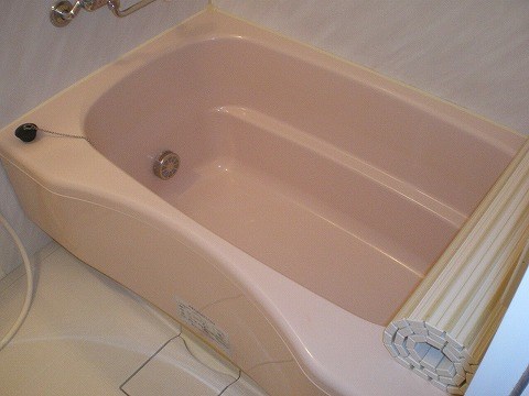 コスミック 09:00～22:00演奏可 　武蔵野音楽大学　日本大学芸術学部 バス・シャワールーム