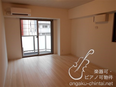 ルプログレ大塚　8：00～23：00演奏可　グランドピアノ・声楽（女性）・弦楽器、木管楽器、DTM、電子楽器 ベッドルーム