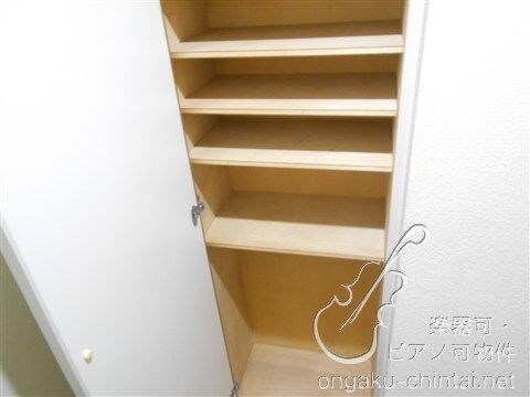 メゾンムジーク 9:00～22:00演奏可  武蔵野音楽大学　日本大学芸術学部 シューズＢＯＸ