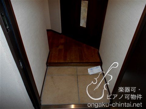 ラフィネジュ大泉学園 演奏常識の範囲内 玄関