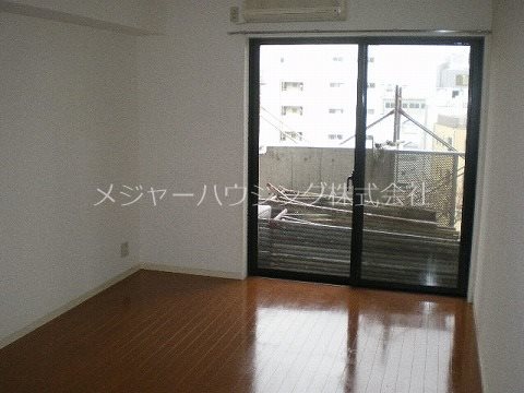 オーパスワン 8:00～24:00演奏可　山手線　巣鴨駅　東京音大　東京藝大 ベランダ