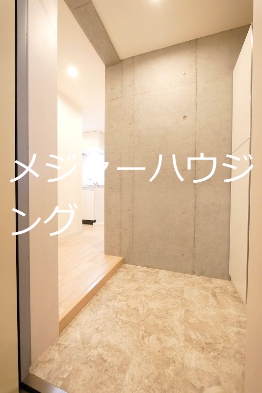 Harmony Flats赤羽　24時間演奏可 玄関