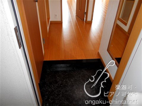 ラ　パルテンザ　08:00～23:00 演奏可　東京藝術大学　上野学園大学 玄関