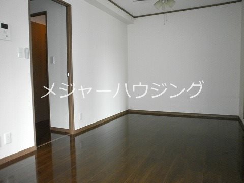 シックスノートたちばな台　　09:00～23:00演奏可 その他