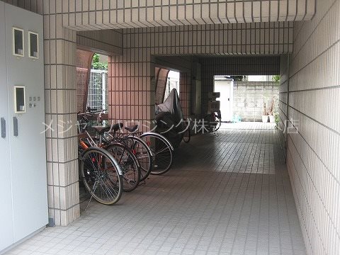 フォーサイト大塚 駐輪場