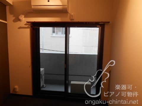 Az Music新宿御苑　24時間演奏可 ベランダ