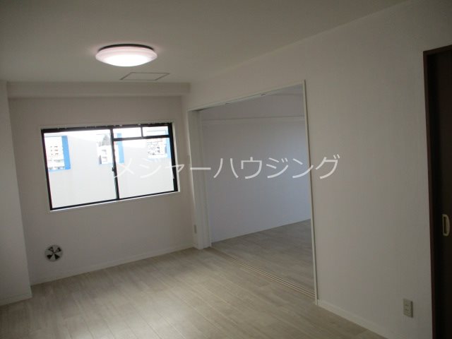 ビルディングフラワータイム  深夜～早朝除く時間帯演奏可 ＬＤＫ１２帖