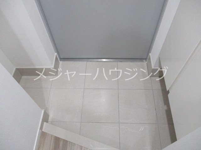 リヴシティ成増ミュジオ　8:00～23：00迄演奏可 玄関