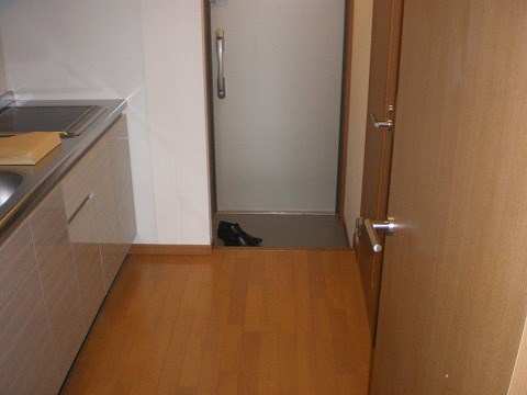 ミュージション江古田 24時間演奏可 玄関